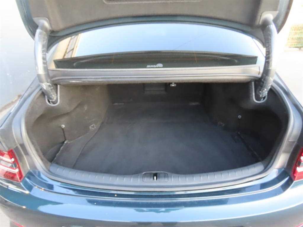 Genesis G80 - Vista 5