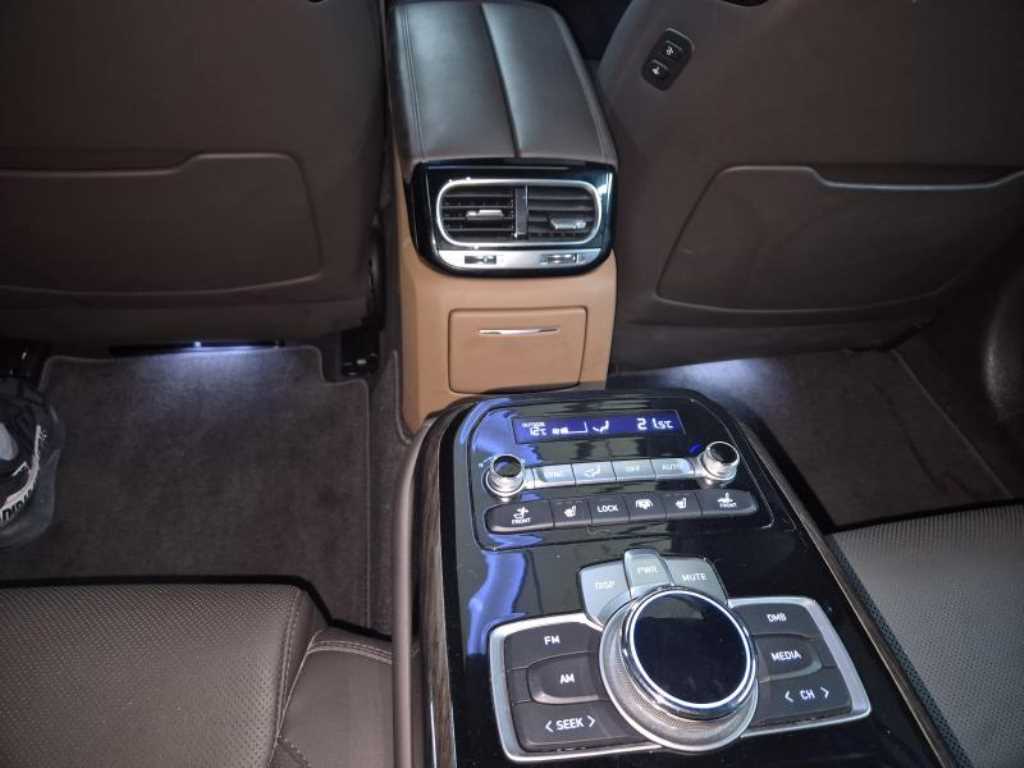 Genesis G90 2019 Negro - Importación desde Corea - HF Imports Iquique - Foto 19