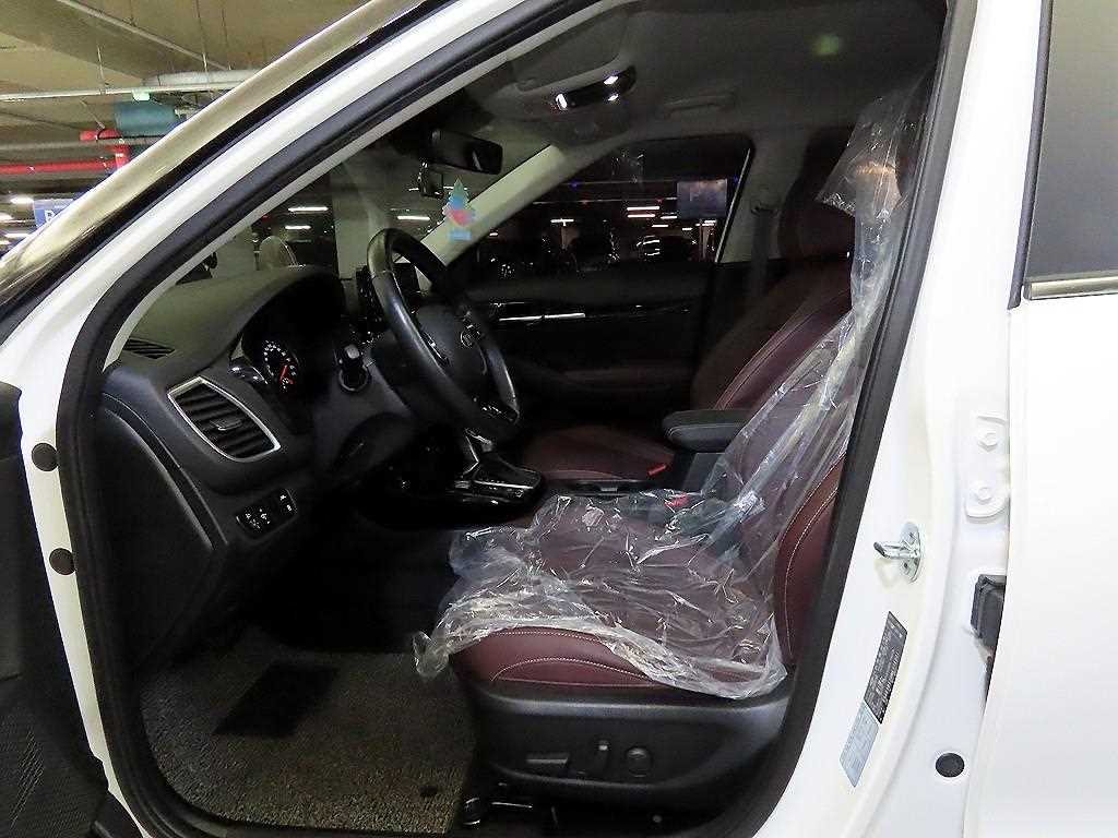 KIA Seltos - Vista 6