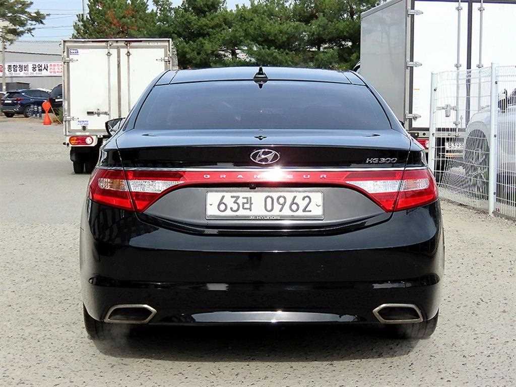 HYUNDAI Grandeur - Vista 4
