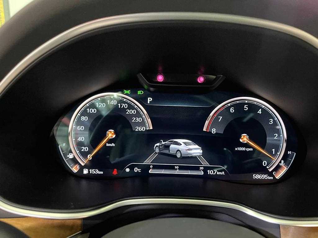 Genesis G80 - Vista 10