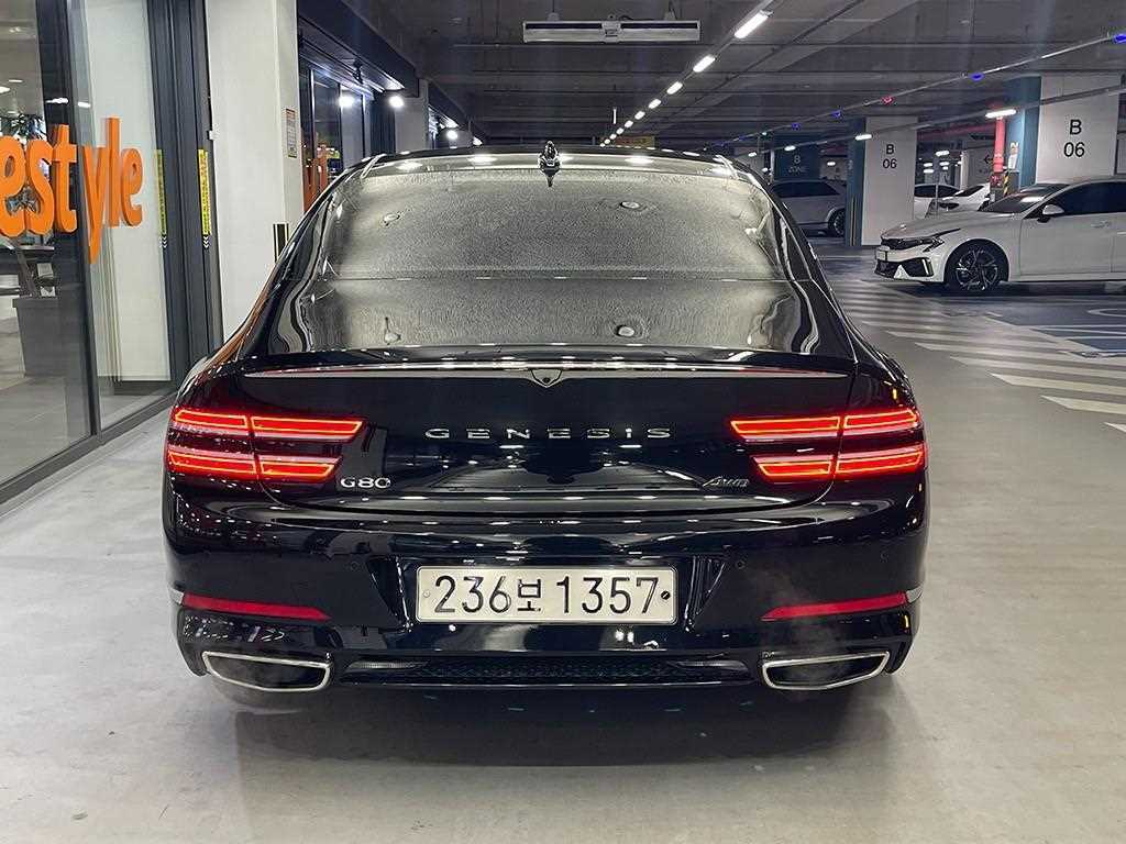 Genesis G80 - Vista 5