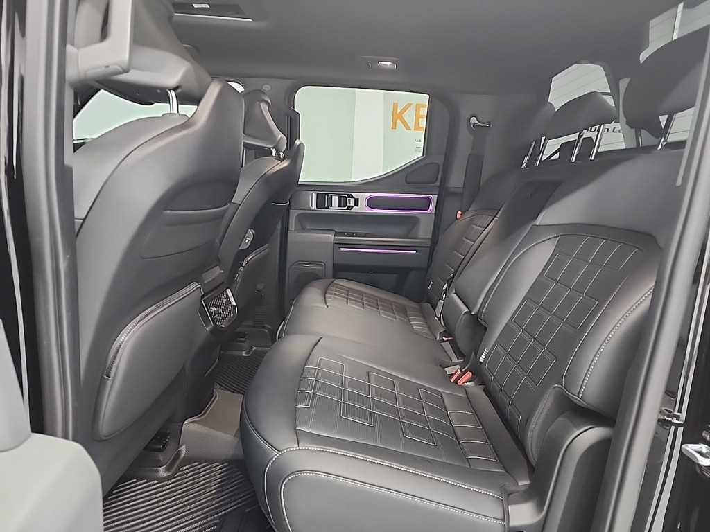 KIA Tasman - Vista 12