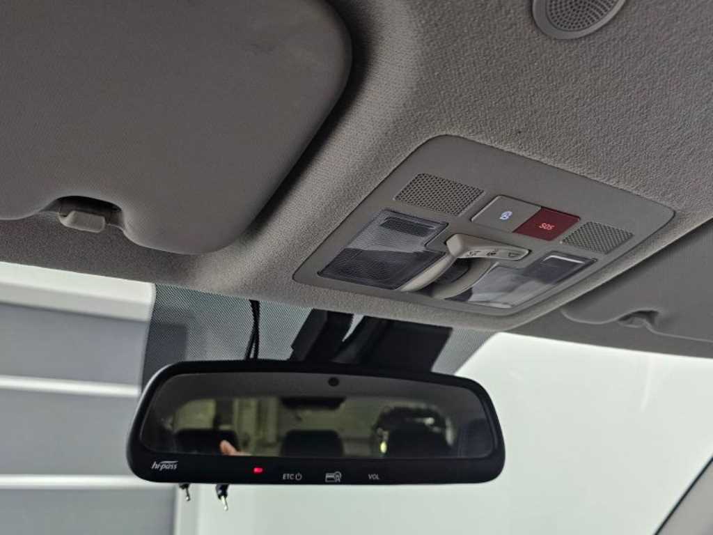 HYUNDAI Venue 2023 - Importación desde Corea - HF Imports Iquique - Foto 18