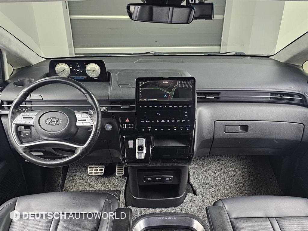 HYUNDAI Staria - Vista 7