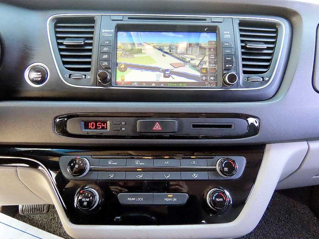 KIA Carnival 2015 Negro - Importación desde Corea - HF Imports Iquique - Foto 14