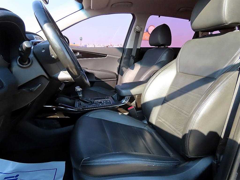 KIA Sorento - Vista 5