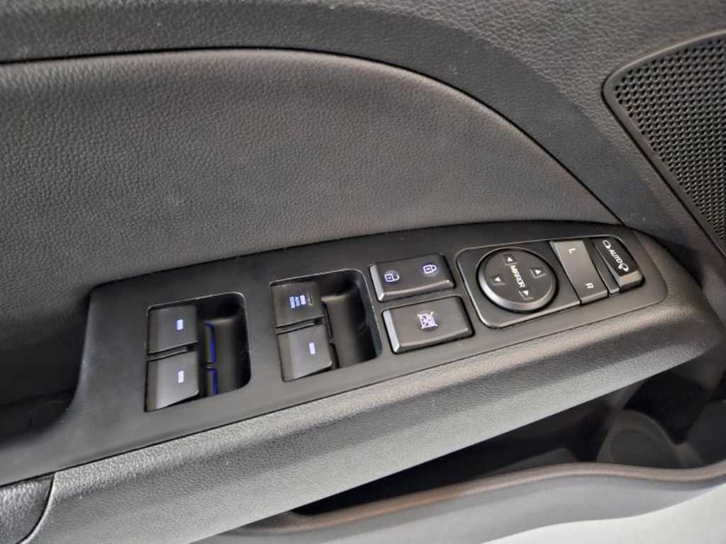 HYUNDAI Avante 2019 Blanco - Importación desde Corea - HF Imports Iquique - Foto 14