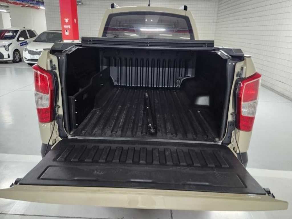 Ssangyong Rexton - Vista 5