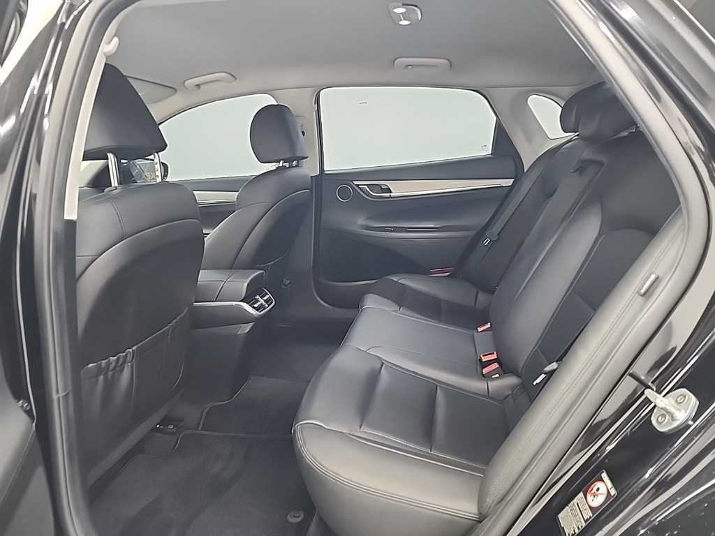 HYUNDAI Grandeur - Vista 12