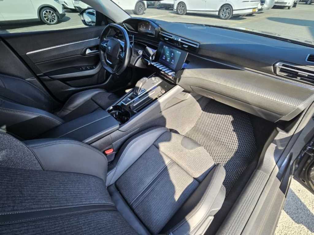 Peugeot 508 - Vista 10