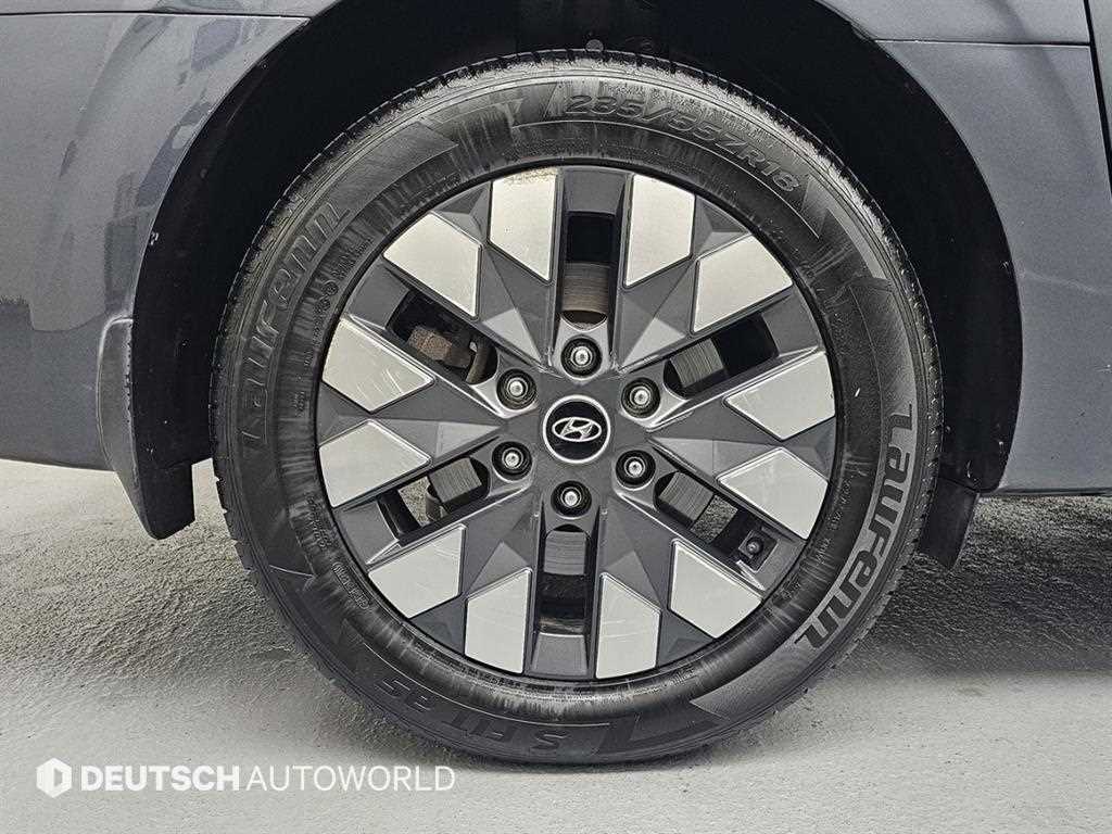 HYUNDAI Staria - Vista 5