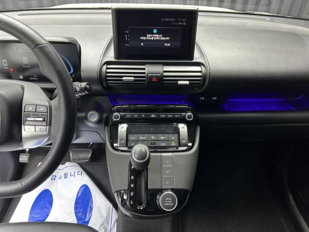 HYUNDAI Casper - Vista 11