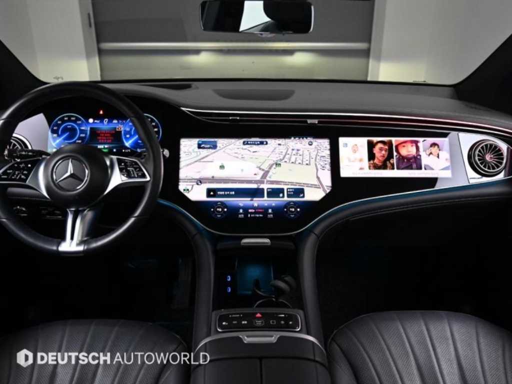 Mercedes Benz EQE - Vista 7