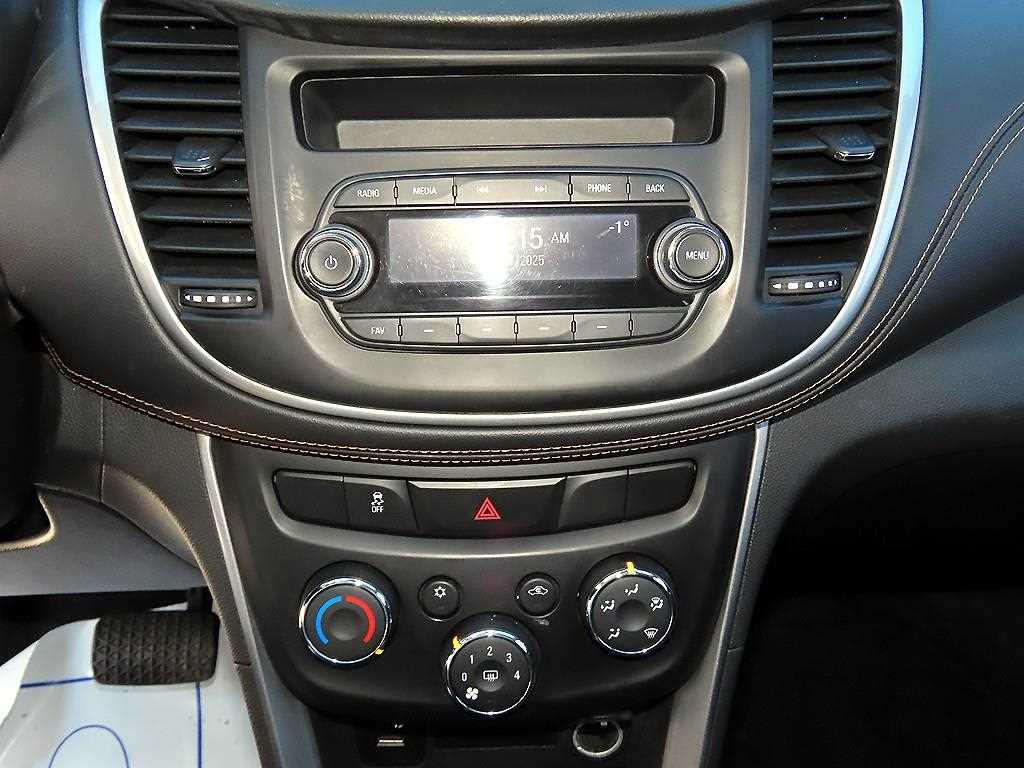 Chevrolet Trax 2018 Blanco - Importación desde Corea - HF Imports Iquique - Foto 13