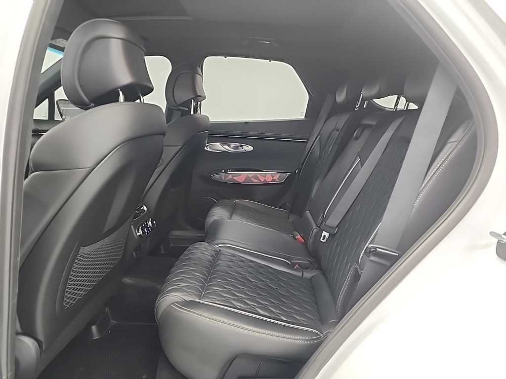 Genesis GV70 - Vista 12