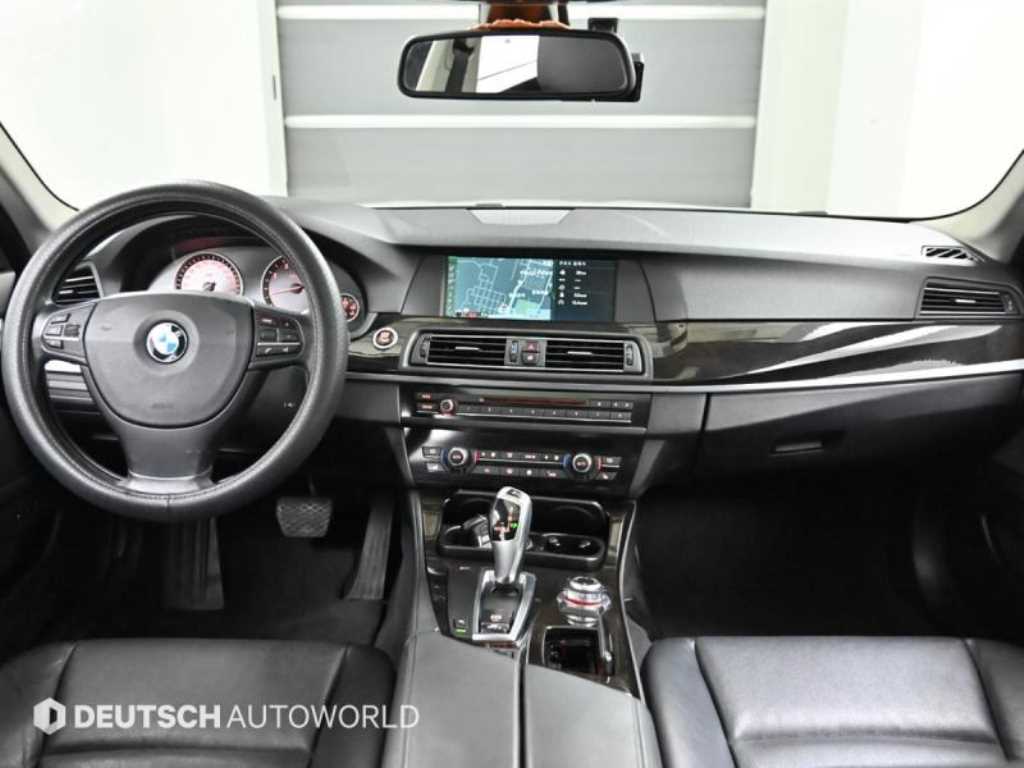 BMW 5 Series - Vista 7