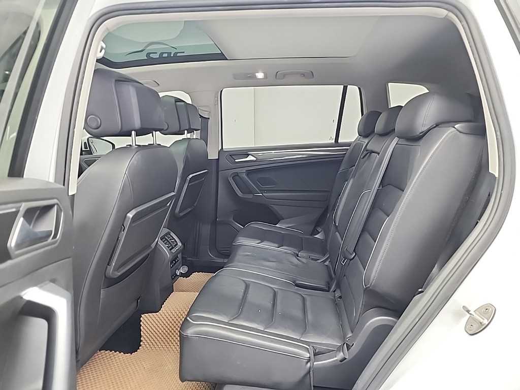 Volkswagen Tiguan - Vista 12