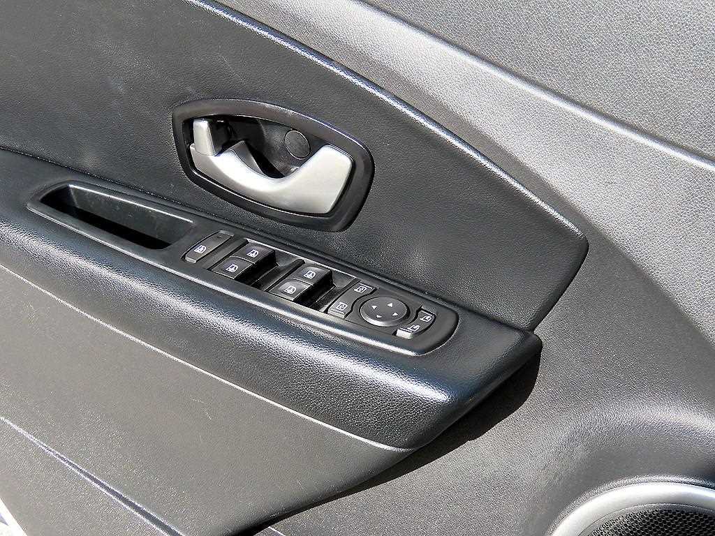 SAMSUNG SM3 - Vista 11