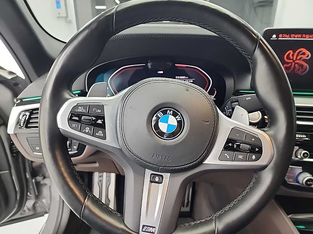 BMW 5 Series - Vista 9