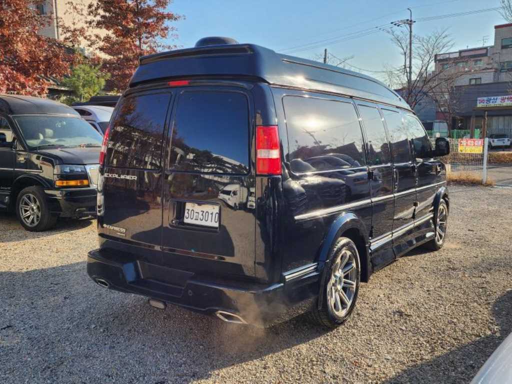 Chevrolet Express van - Vista 4