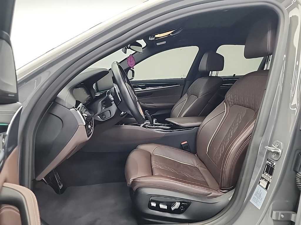 BMW 5 Series - Vista 11