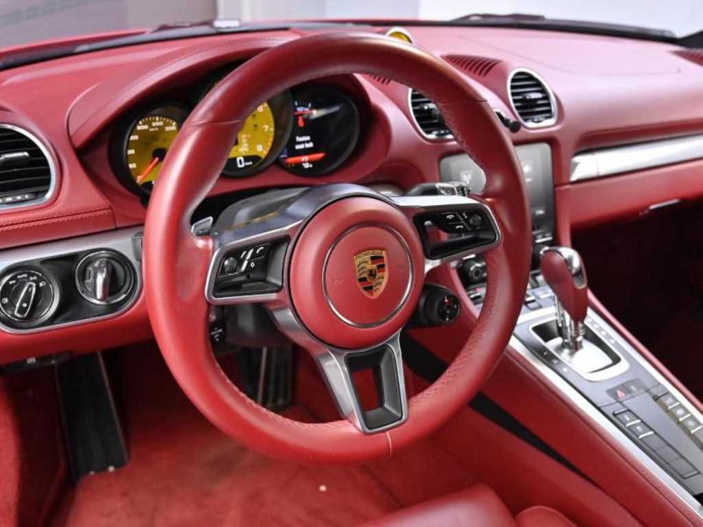 Porsche 718 2020 Rojo - Importación desde Corea - HF Imports Iquique - Foto 13
