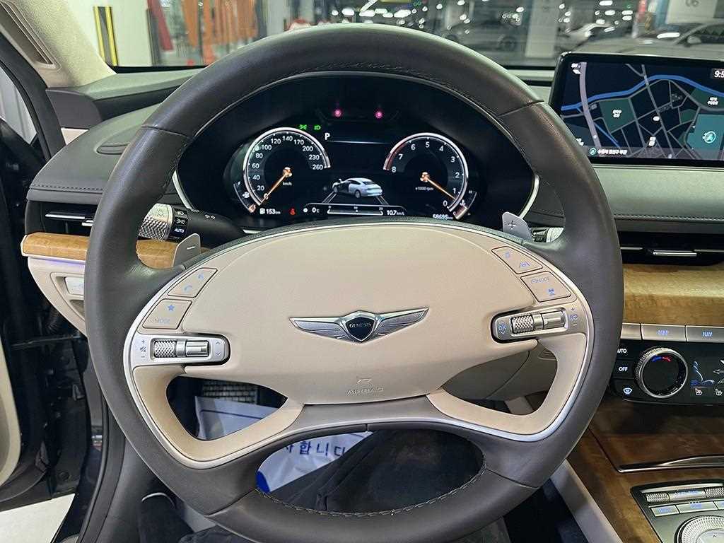 Genesis G80 - Vista 8