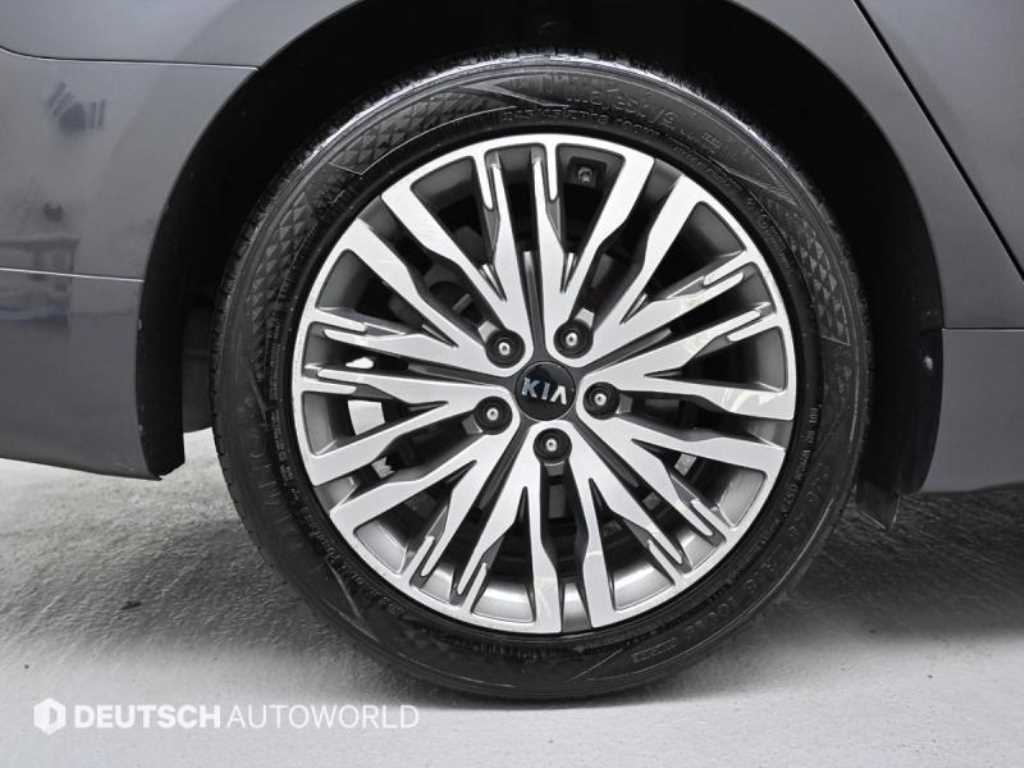 KIA K7 - Vista 5