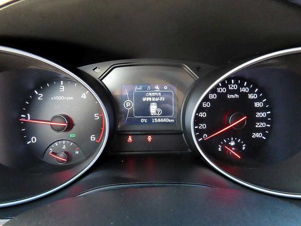 KIA Carnival - Vista 10