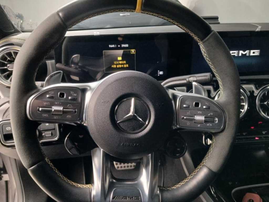 Mercedes Benz CLA Class - Vista 11