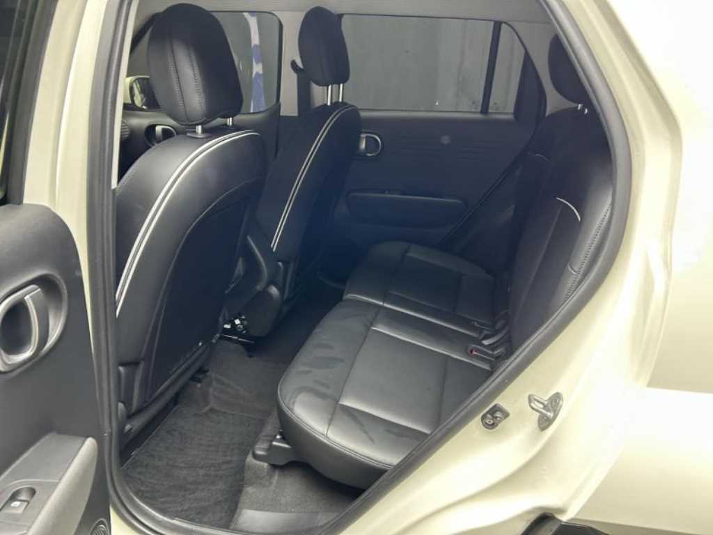 HYUNDAI Casper - Vista 8