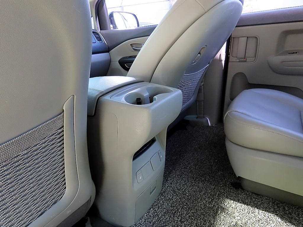 KIA Carnival 2015 Negro - Importación desde Corea - HF Imports Iquique - Foto 17