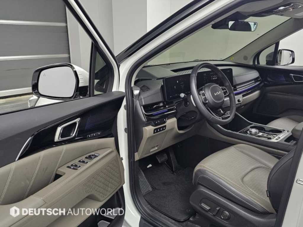 KIA Carnival - Vista 9