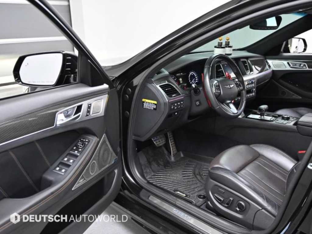 Genesis G80 - Vista 9