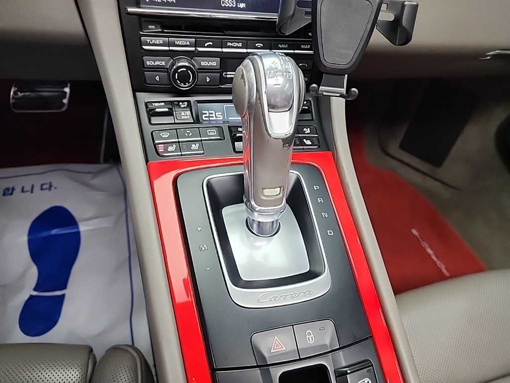 Porsche 911 - Vista 8