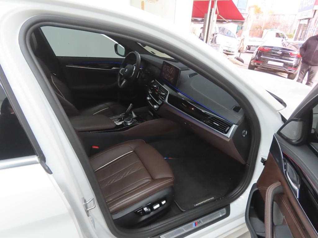 BMW 5 Series - Vista 8