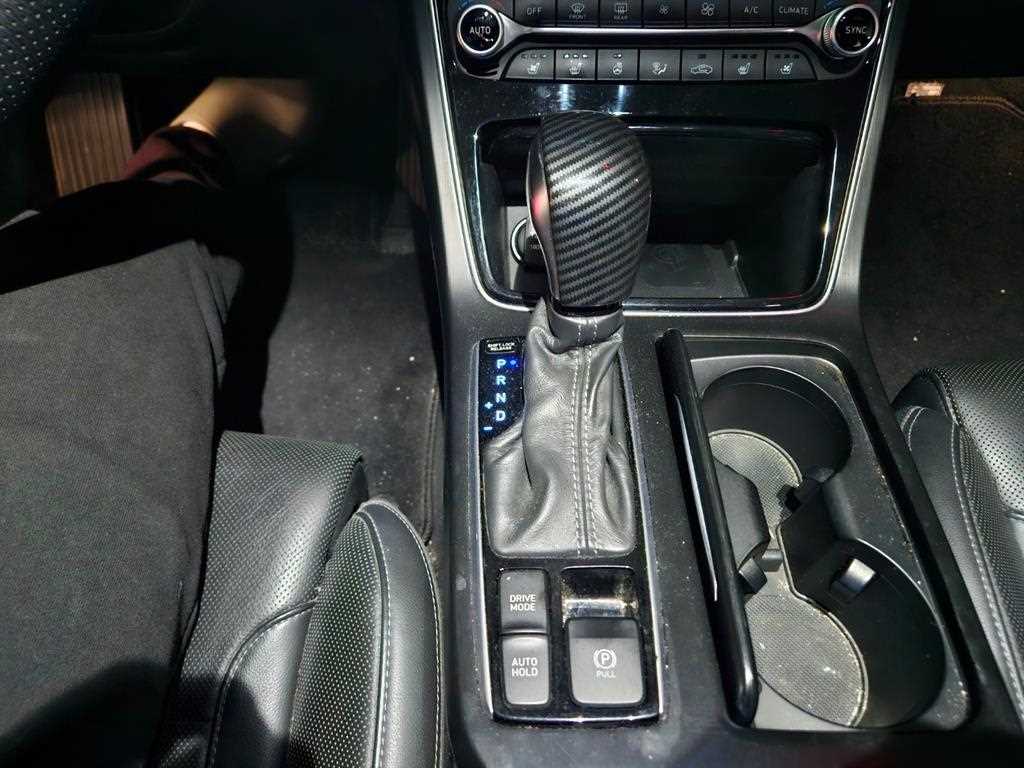 HYUNDAI Grandeur - Vista 7