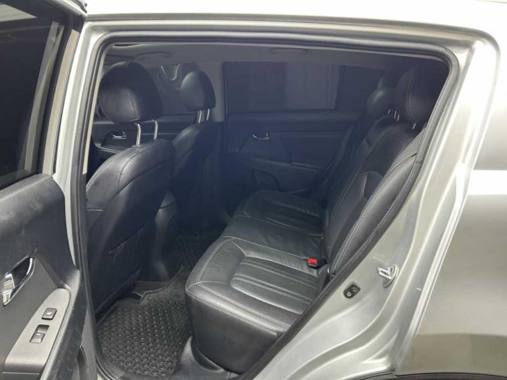 KIA Sportage - Vista 6