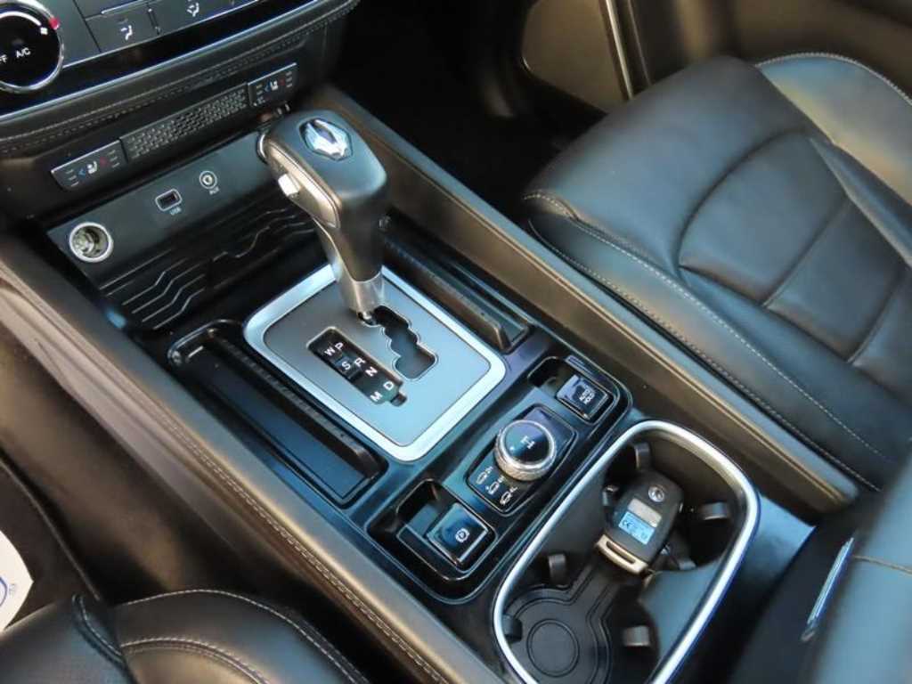 Ssangyong Rexton 2019 Negro - Importación desde Corea - HF Imports Iquique - Foto 17