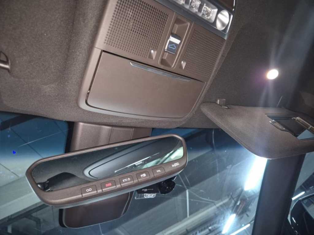 Genesis G90 2019 Negro - Importación desde Corea - HF Imports Iquique - Foto 18