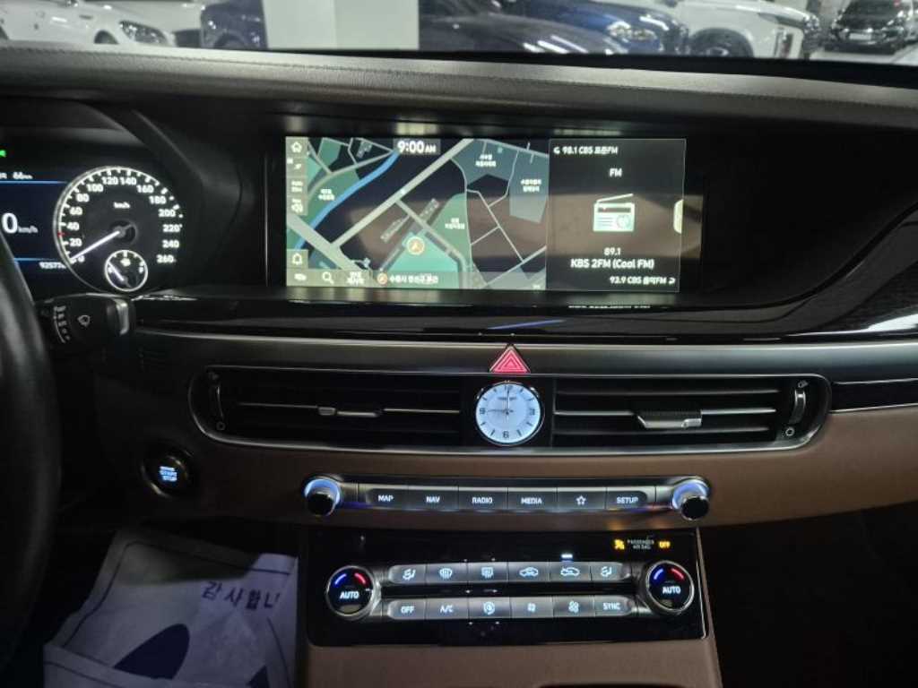 Genesis G90 2019 Negro - Importación desde Corea - HF Imports Iquique - Foto 15