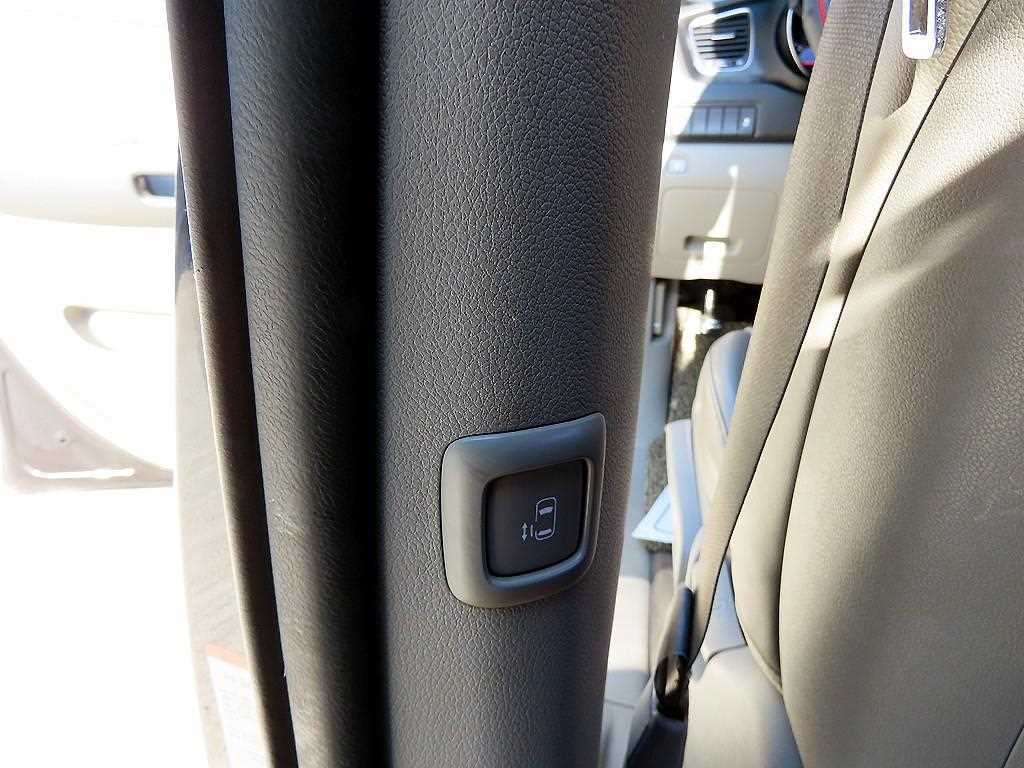 KIA Carnival 2015 Negro - Importación desde Corea - HF Imports Iquique - Foto 18