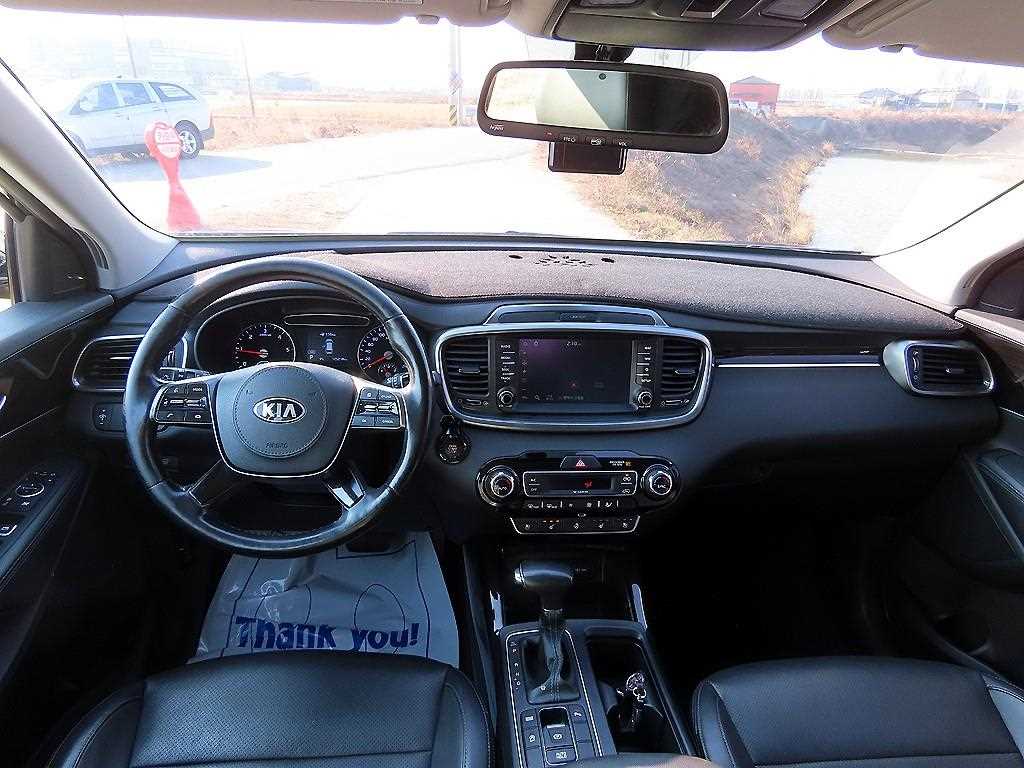 KIA Sorento - Vista 9