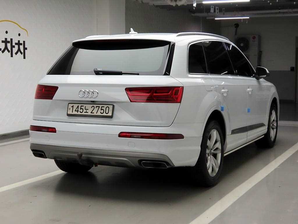 Audi Q7 - Vista 4