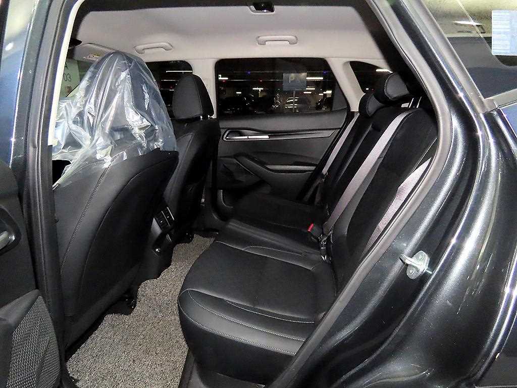 KIA Seltos - Vista 7