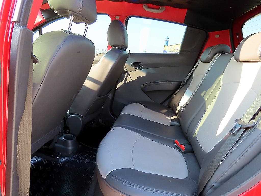 Chevrolet Spark - Vista 6