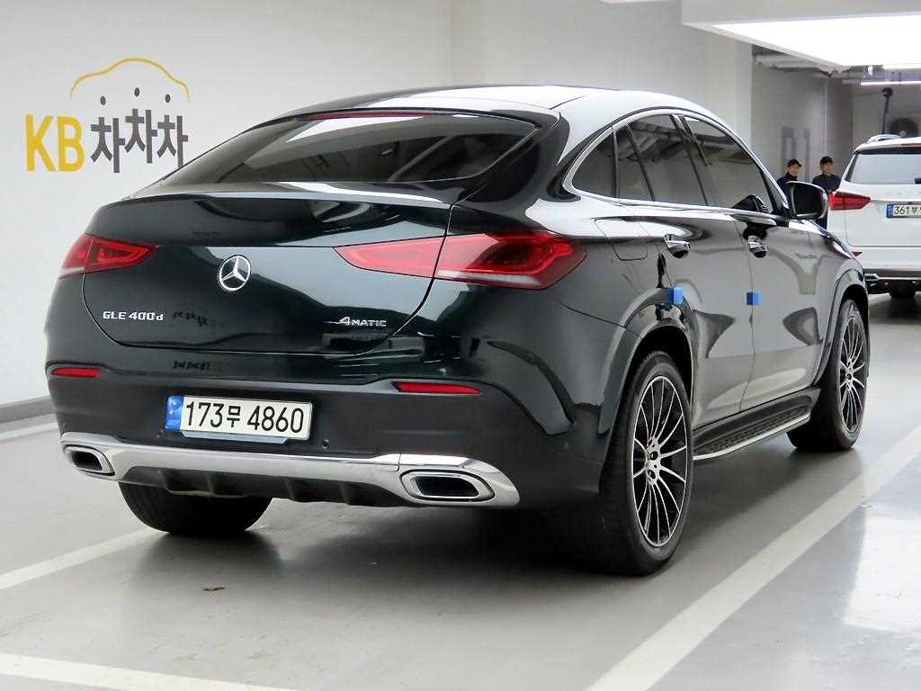 Mercedes Benz GLE Class - Vista 4