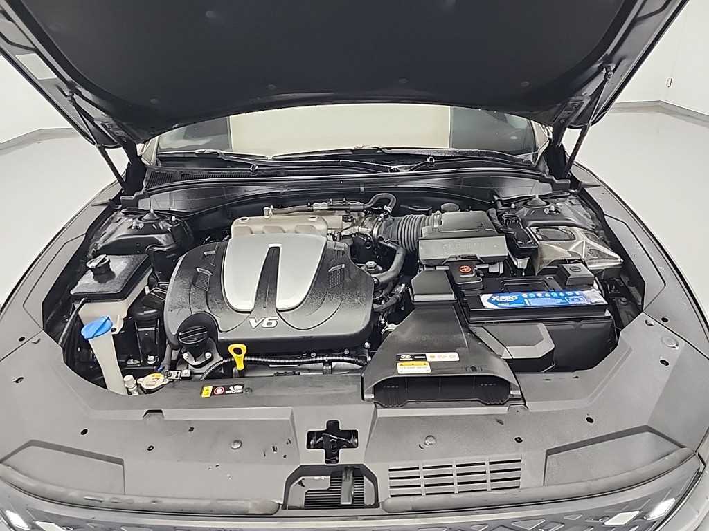 HYUNDAI Grandeur - Vista 5