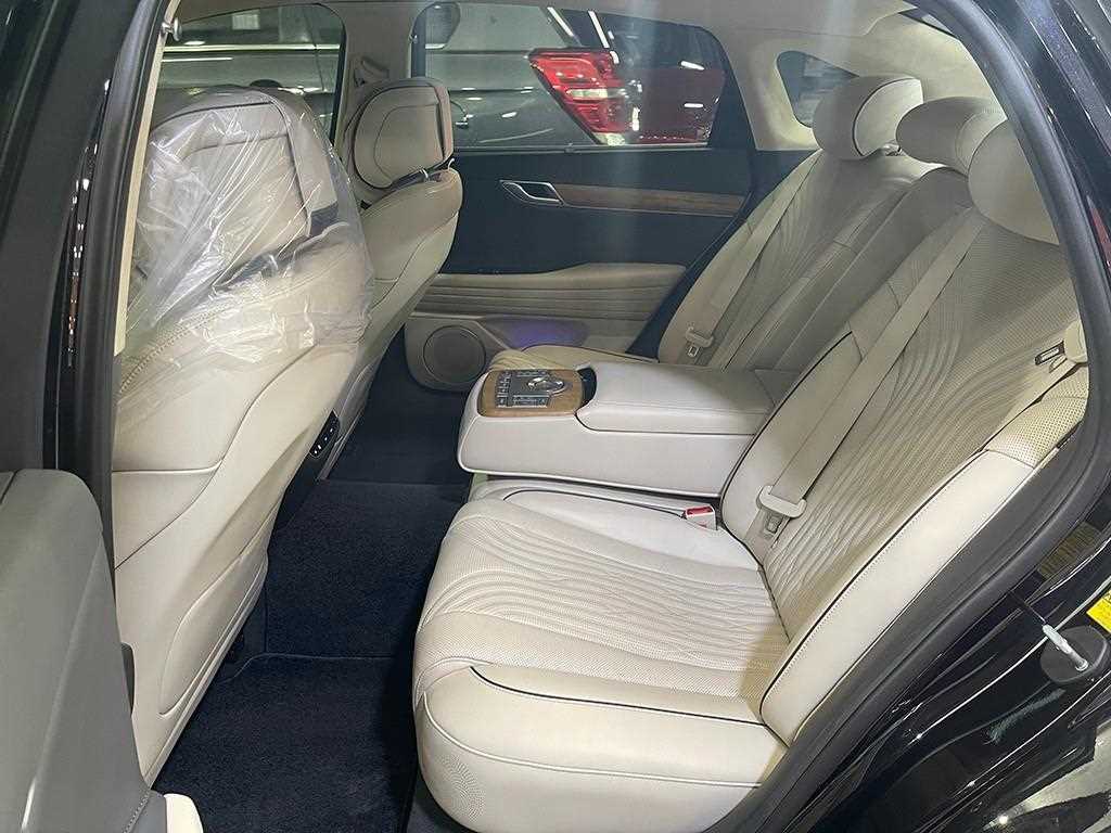 Genesis G80 - Vista 7